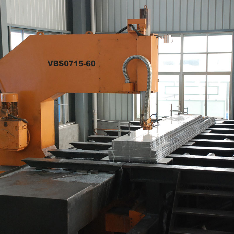 Dörd əsas kalım material, qəlib istehsalında fərqli iş şəraiti üçün dəqiq həllər necə təmin edir?